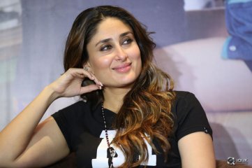 Kareena Kapoor at Ki And Ka Movie Press meet in Hyderabad
